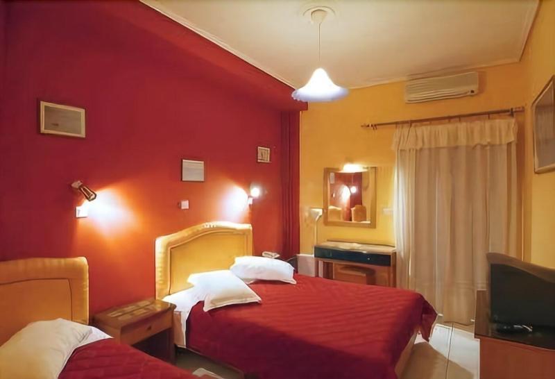 Hotel Varonos Delphi Exterior foto